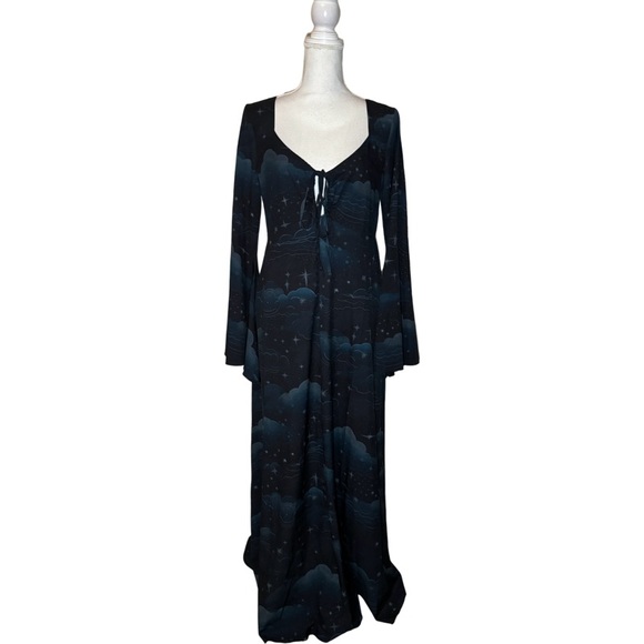 DREAMANICON MAXI DRESS KILLSTAR - SIZE XL - Picture 1 of 11